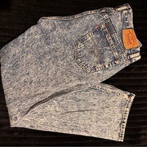 Levi's Light Blue Acid Wash Relaxed Women's Jeans